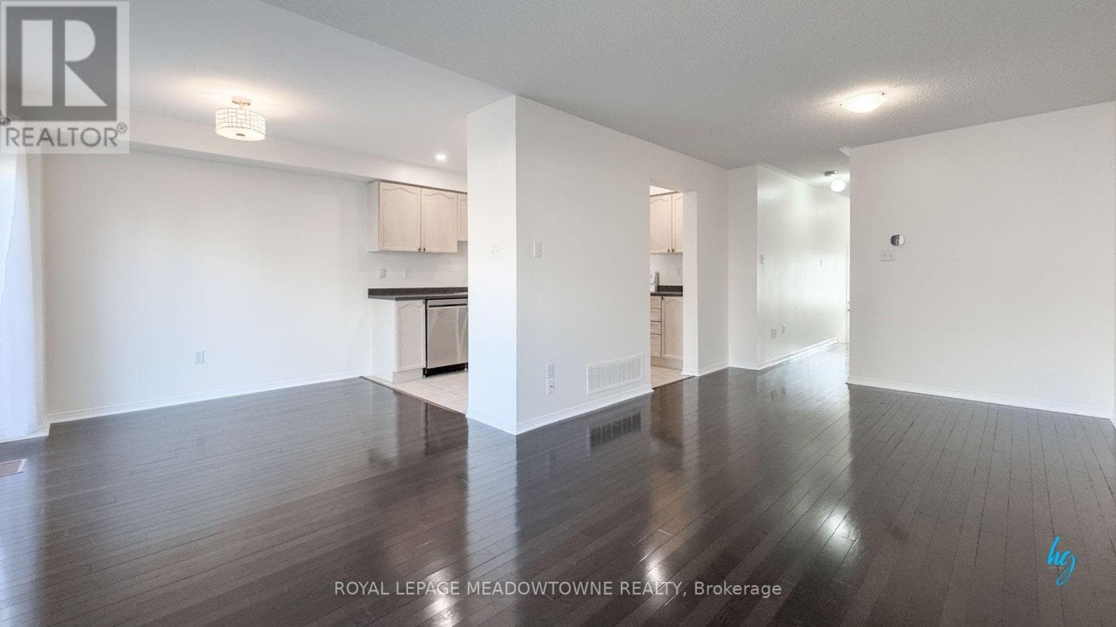 Single Family at 3561 Southwick Street, Mississauga (Churchill Meadows), Ontario - Photo 5 - RE/MAX Garden City Realty