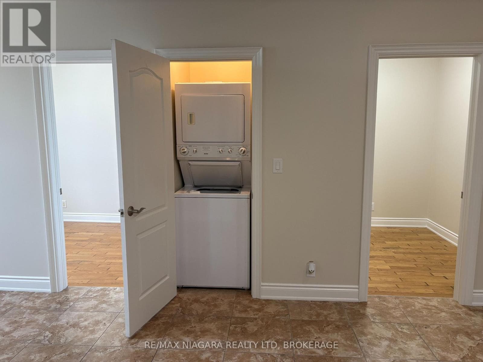 Single Family at 3- 320 Ridge Road, Fort Erie (Ridgeway), Ontario - Photo 6 - RE/MAX Garden City Realty