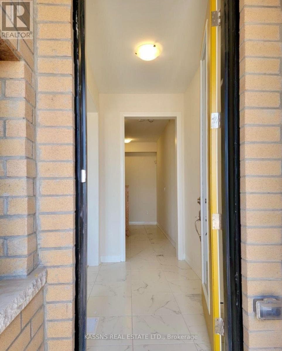 Single Family at 3305 Sixth Line, Oakville (GO Glenorchy), Ontario - Photo 4 - RE/MAX Garden City Realty