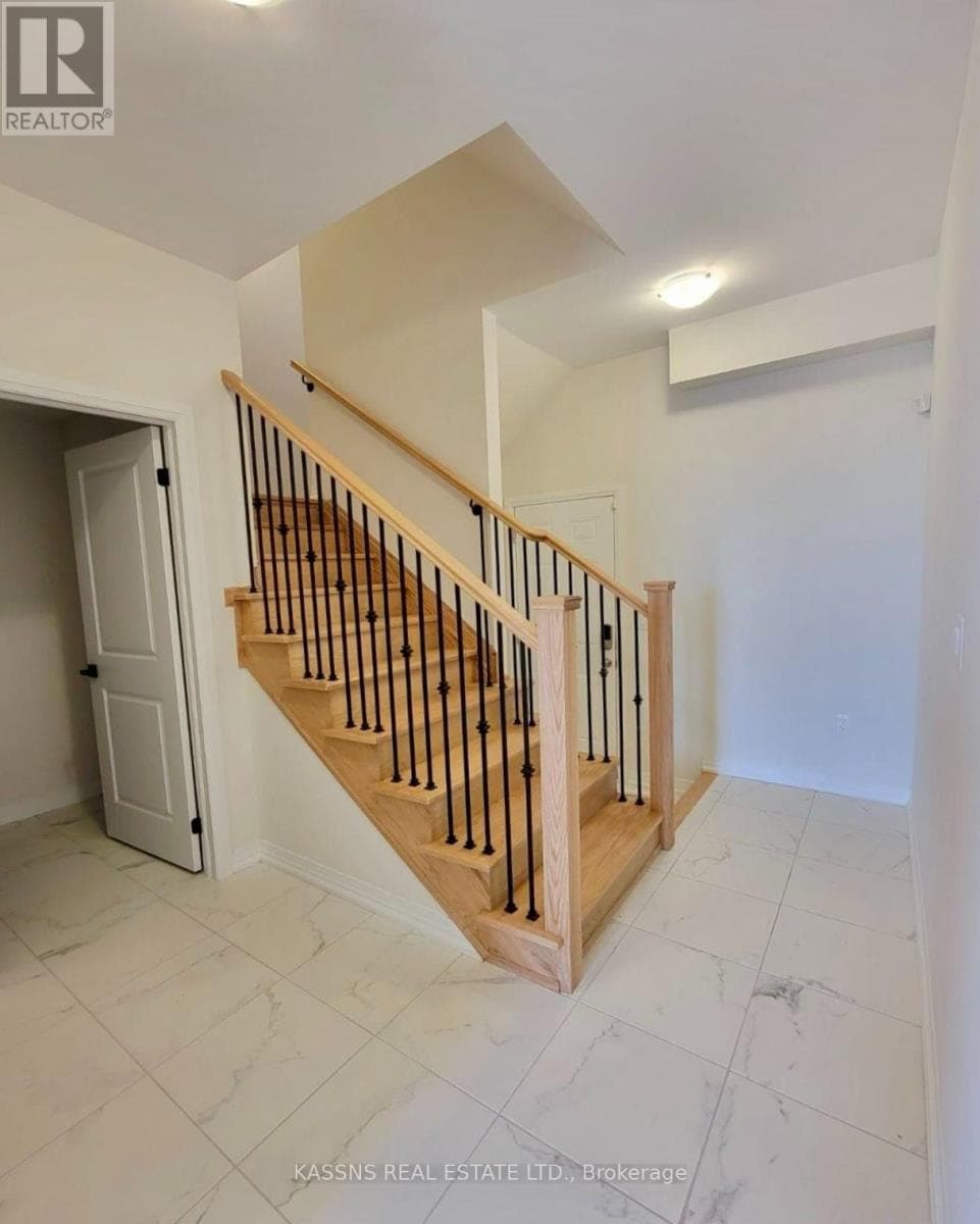 Single Family at 3305 Sixth Line, Oakville (GO Glenorchy), Ontario - Photo 8 - RE/MAX Garden City Realty