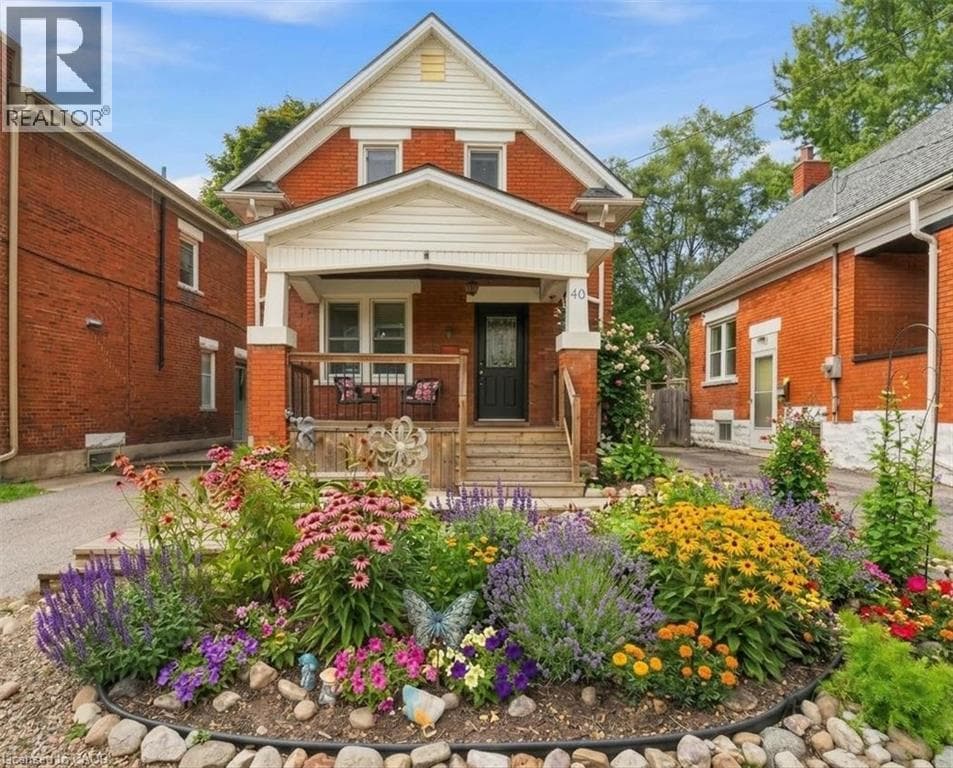 40 GUELPH Street