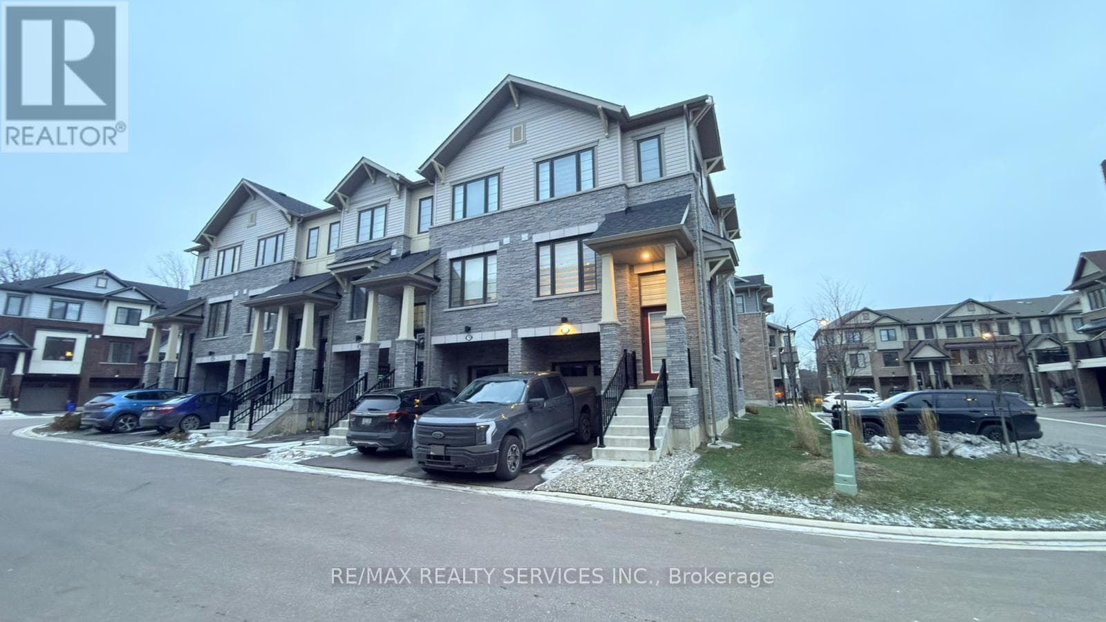Single Family at 71- 185 Bedrock Drive, Hamilton (Stoney Creek Mountain), Ontario - Photo 4 - RE/MAX Garden City Realty
