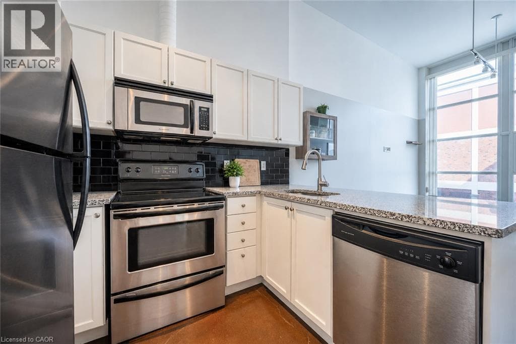 Single Family at 509- 404 KING Street, Kitchener, Ontario - Photo 3 - RE/MAX Garden City Realty
