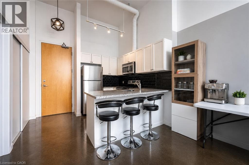 Single Family at 509- 404 KING Street, Kitchener, Ontario - Photo 4 - RE/MAX Garden City Realty