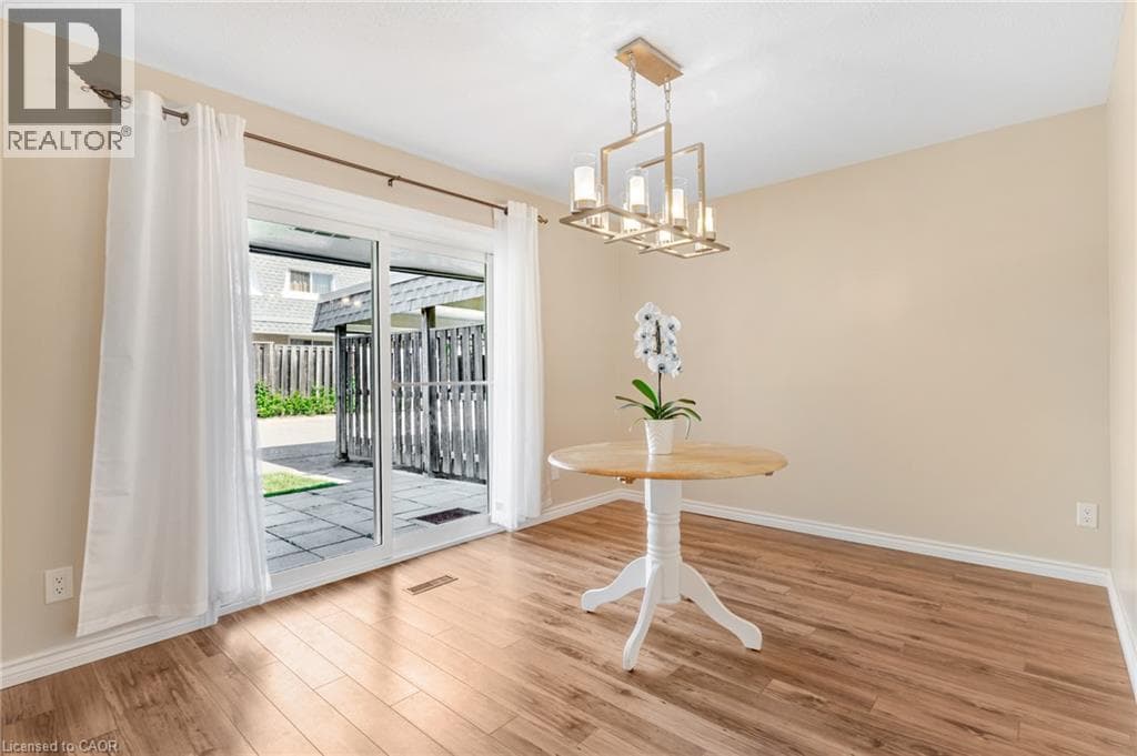 Single Family at 51- 14 WILLIAMSBURG Road, Kitchener, Ontario - Photo 4 - RE/MAX Garden City Realty