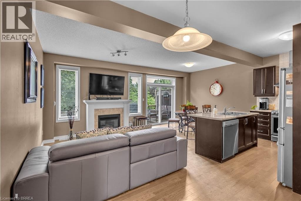 Single Family at 21- 380 LAKE Street, Grimsby, Ontario - Photo 5 - RE/MAX Garden City Realty