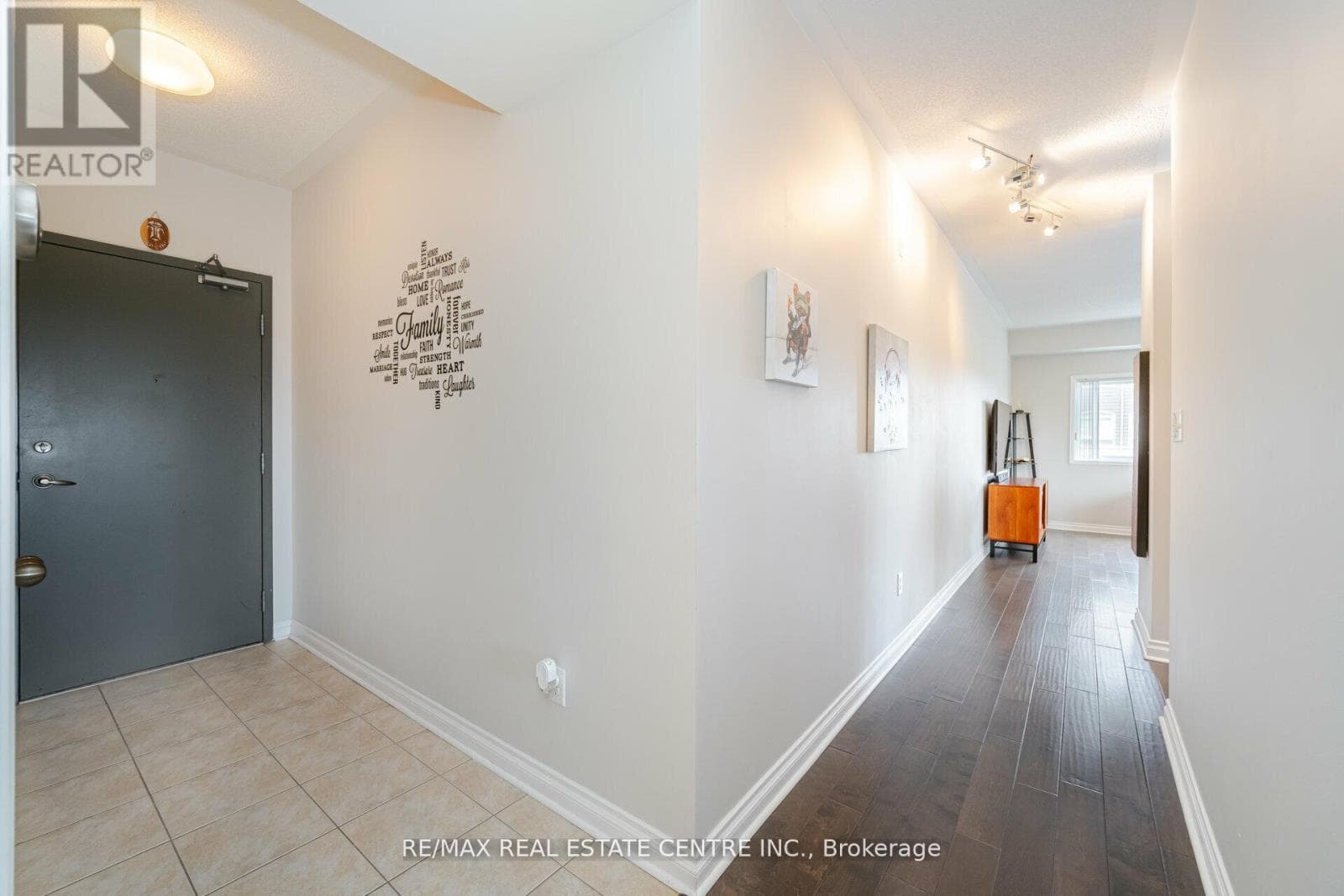 Single Family at 305- 5150 Winston Churchill Boulevard, Mississauga (Churchill Meadows), Ontario - Photo 5 - RE/MAX Garden City Realty