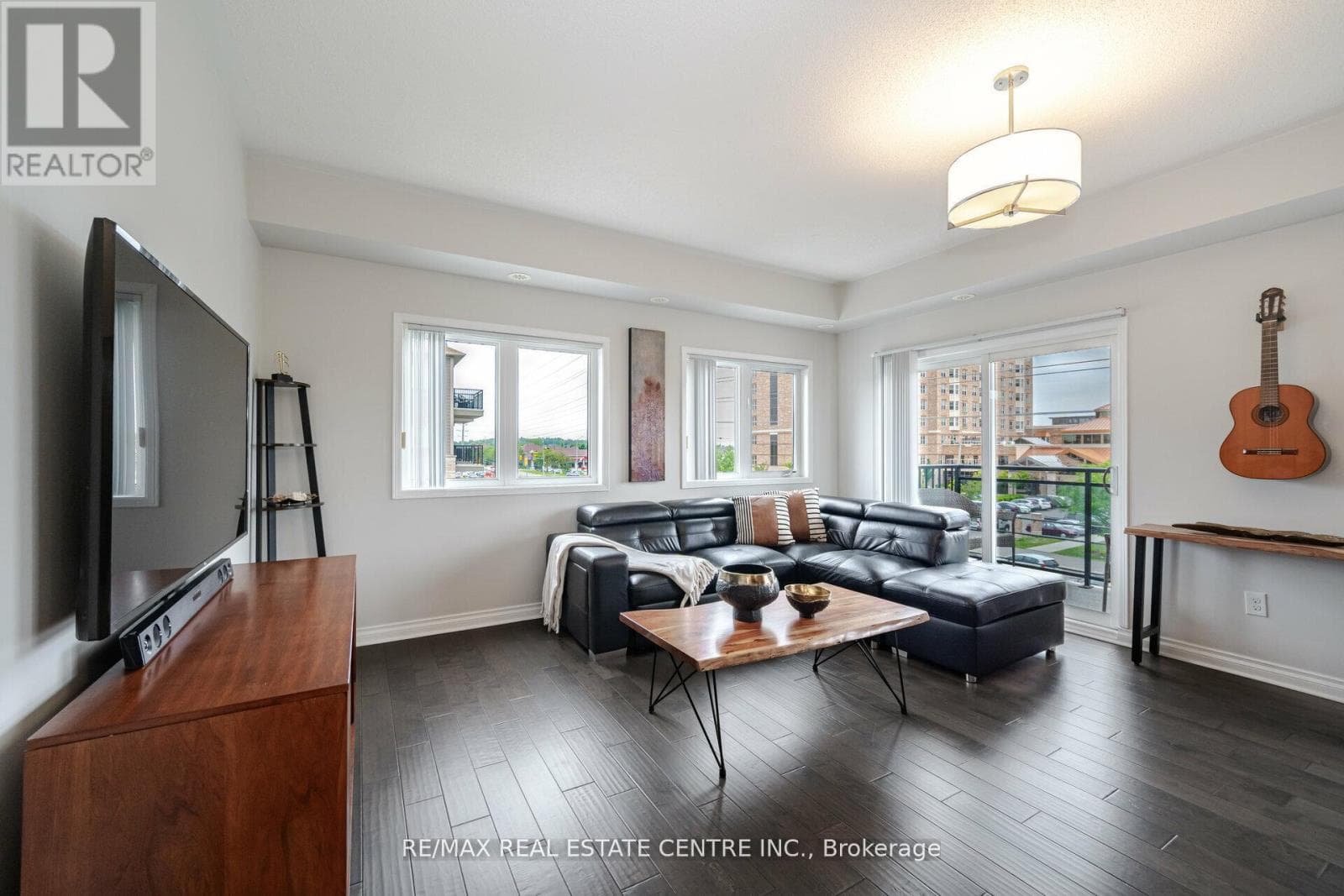 Single Family at 305- 5150 Winston Churchill Boulevard, Mississauga (Churchill Meadows), Ontario - Photo 6 - RE/MAX Garden City Realty