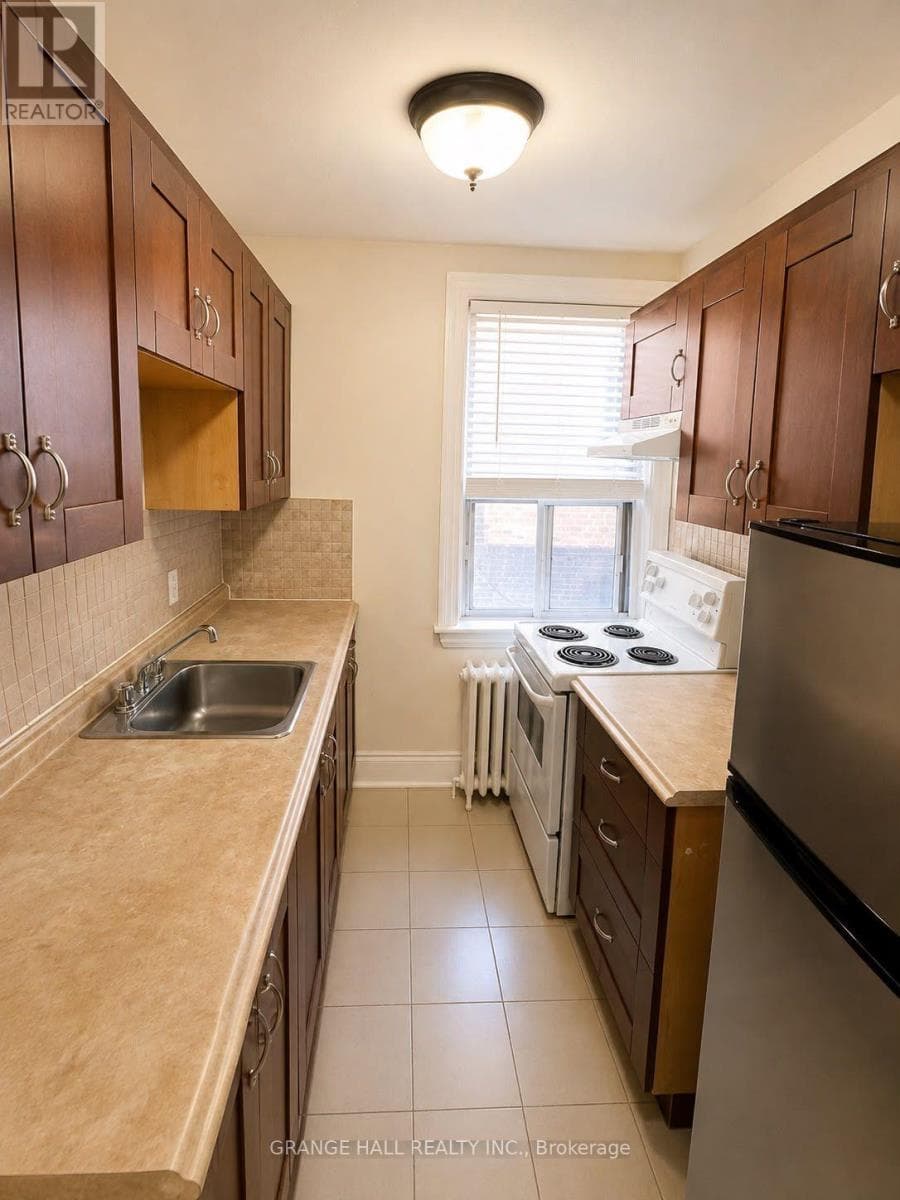 Single Family at 22- 229 Vaughan Road, Toronto (Humewood-Cedarvale), Ontario - Photo 4 - RE/MAX Garden City Realty