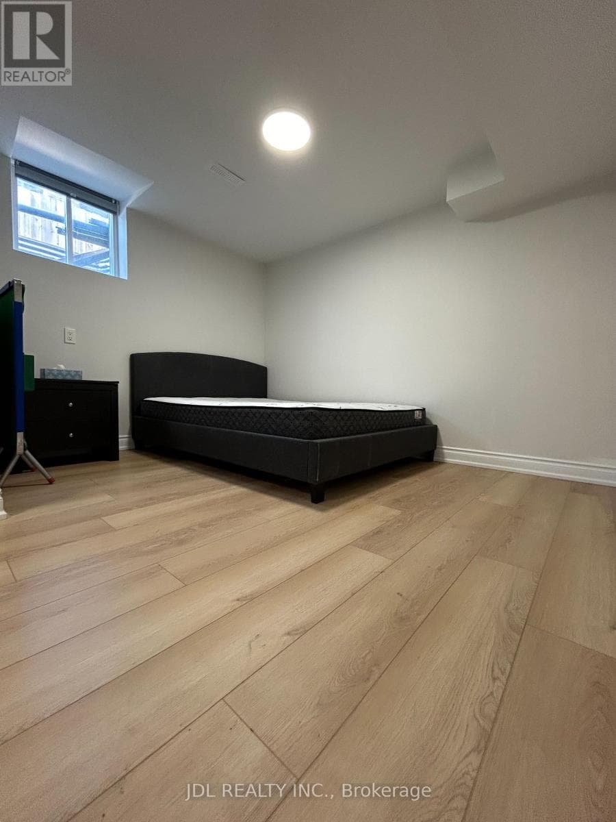 Single Family at 91 Bushmills Sq Square, Toronto (Agincourt North), Ontario - Photo 7 - RE/MAX Garden City Realty