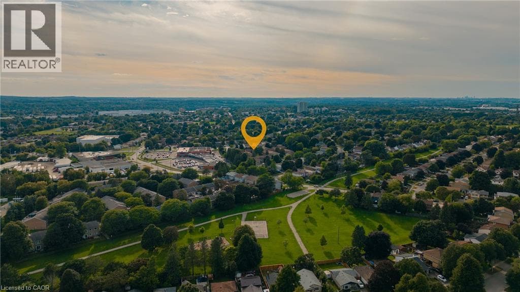 Single Family at 10- 487 ELGIN Street, Cambridge, Ontario - Photo 3 - RE/MAX Garden City Realty