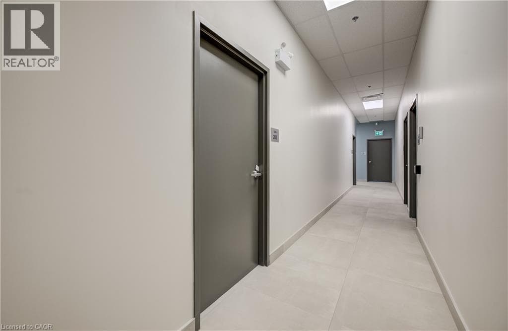 Office at 203- 454 HESPELER Road, Cambridge, Ontario - Photo 4 - RE/MAX Garden City Realty