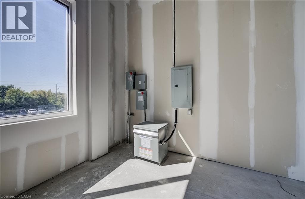 Office at 203- 454 HESPELER Road, Cambridge, Ontario - Photo 6 - RE/MAX Garden City Realty