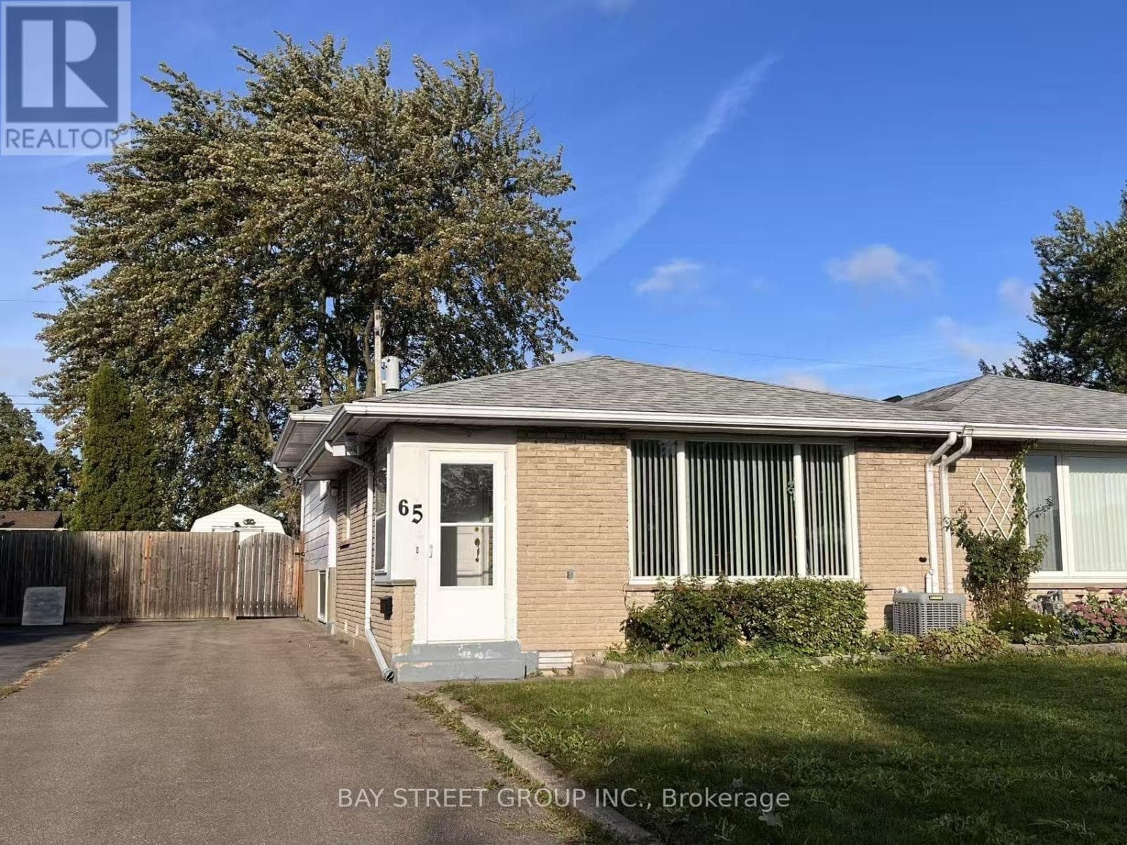 65 SAINT ANDREWS Avenue