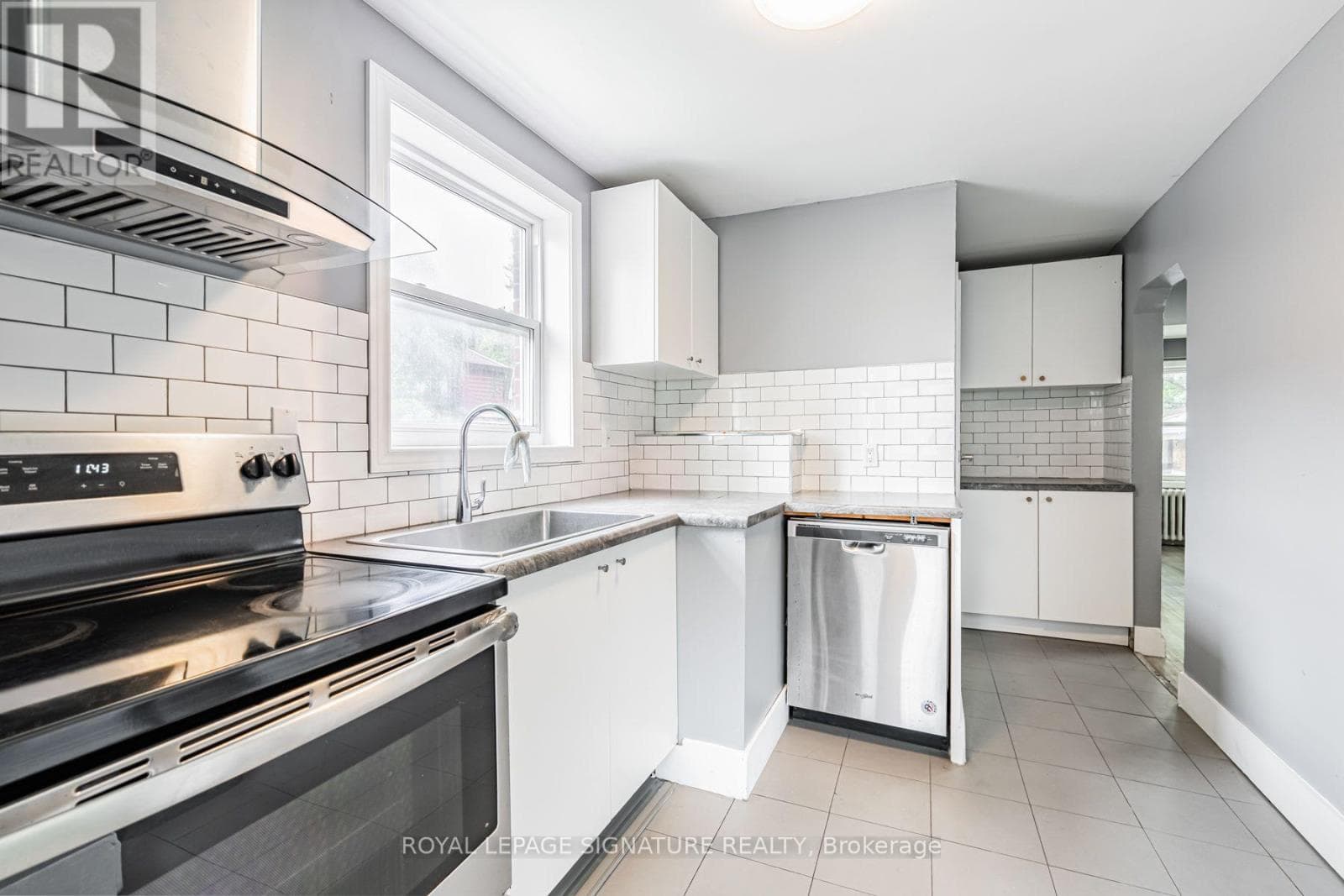 Single Family at 2935 St Clair Avenue, Toronto (O'Connor-Parkview), Ontario - Photo 8 - RE/MAX Garden City Realty
