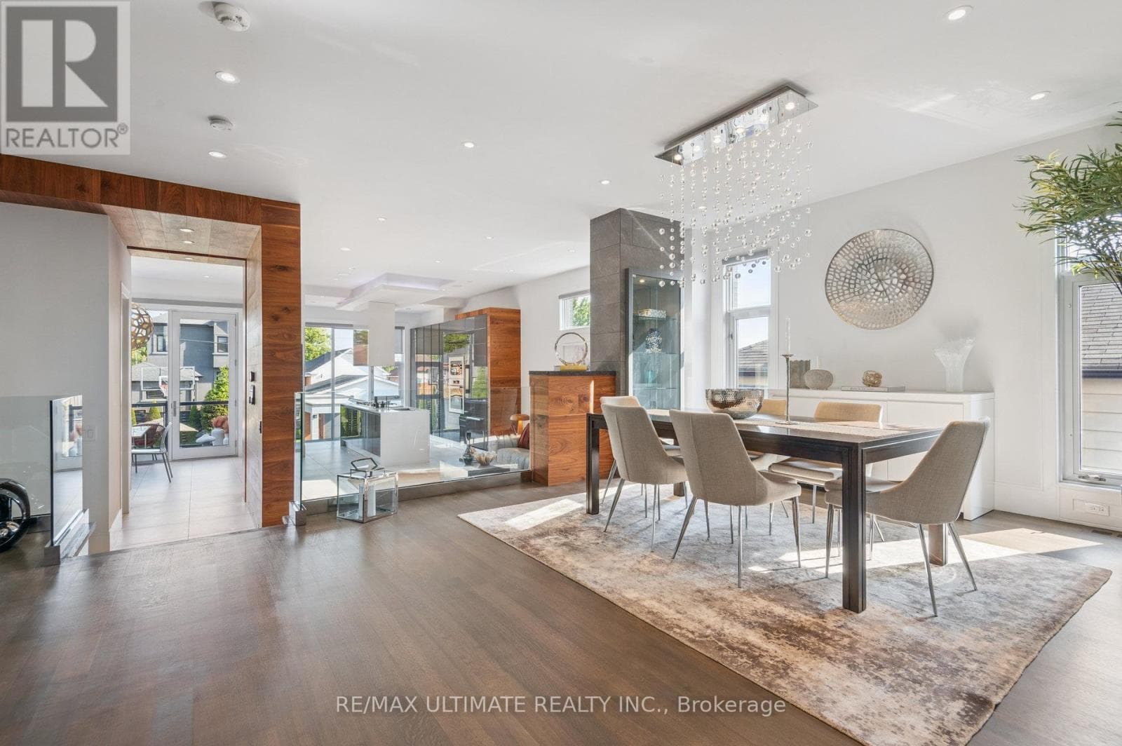 Single Family at 1139 Glengrove Avenue, Toronto (Yorkdale-Glen Park), Ontario - Photo 7 - RE/MAX Garden City Realty