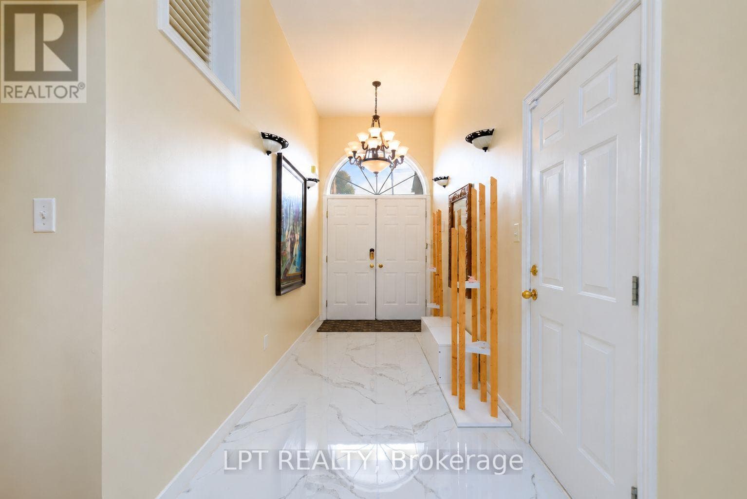 Single Family at 66 Canal Street, Georgina (Keswick South), Ontario - Photo 7 - RE/MAX Garden City Realty