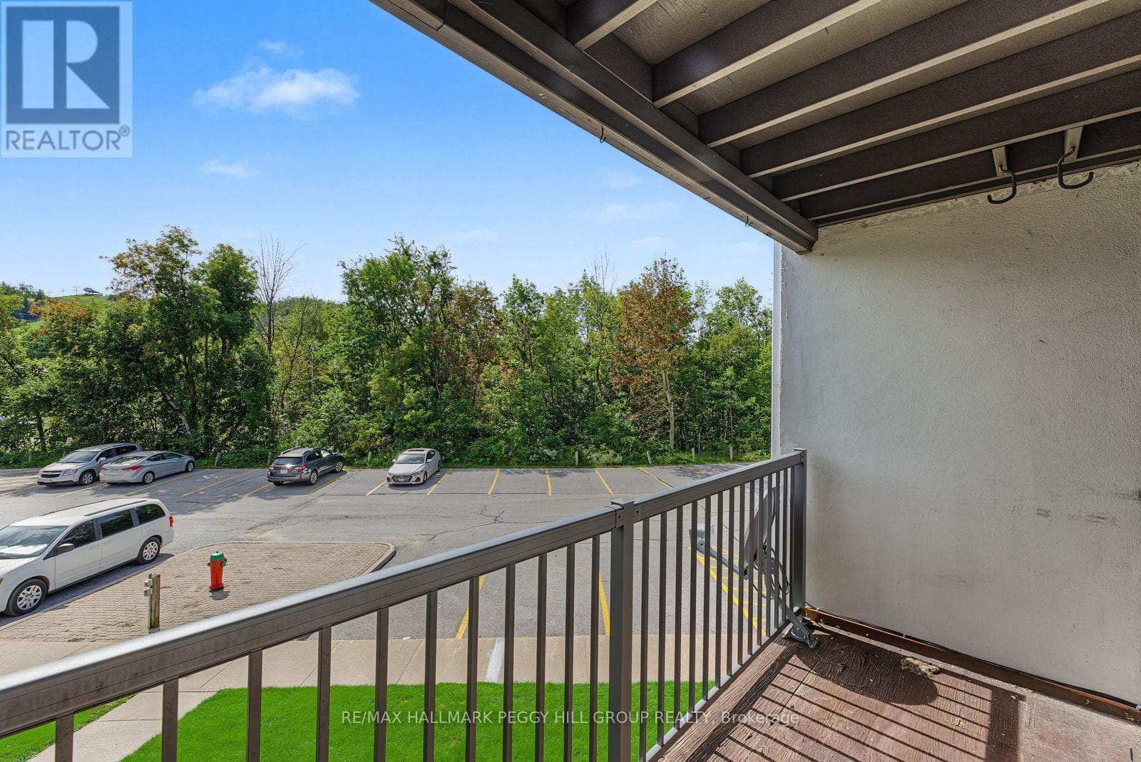 Single Family at 215- 1102 Horseshoe Valley Road, Oro-Medonte (Horseshoe Valley), Ontario - Photo 10 - RE/MAX Garden City Realty