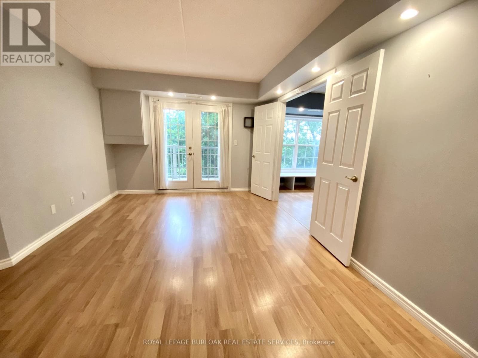 Single Family at 209- 1450 Bishops Gate, Oakville (GA Glen Abbey), Ontario - Photo 10 - RE/MAX Garden City Realty