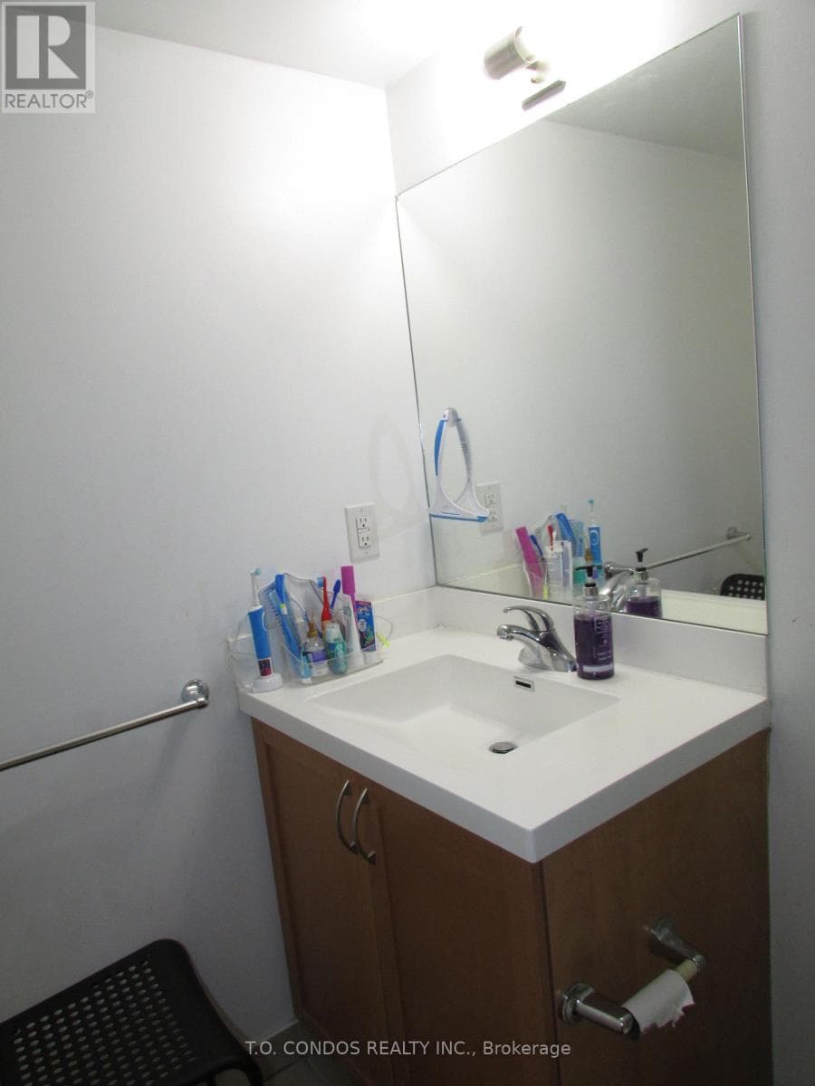Single Family at 1103- 830 Lawrence Avenue, Toronto (Yorkdale-Glen Park), Ontario - Photo 10 - RE/MAX Garden City Realty