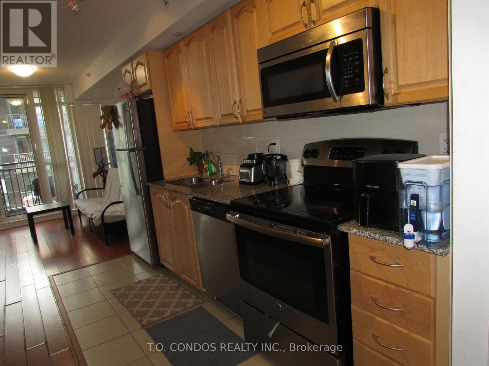 Single Family at 1103- 830 Lawrence Avenue, Toronto (Yorkdale-Glen Park), Ontario - Photo 4 - RE/MAX Garden City Realty