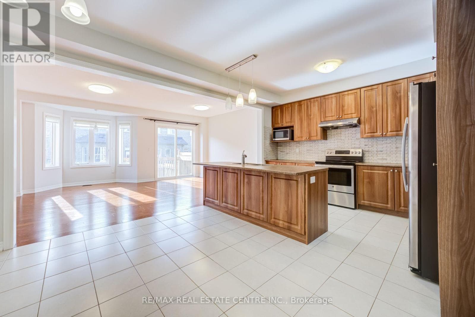 Single Family at 464 George Ryan Avenue, Oakville (JM Joshua Meadows), Ontario - Photo 8 - RE/MAX Garden City Realty