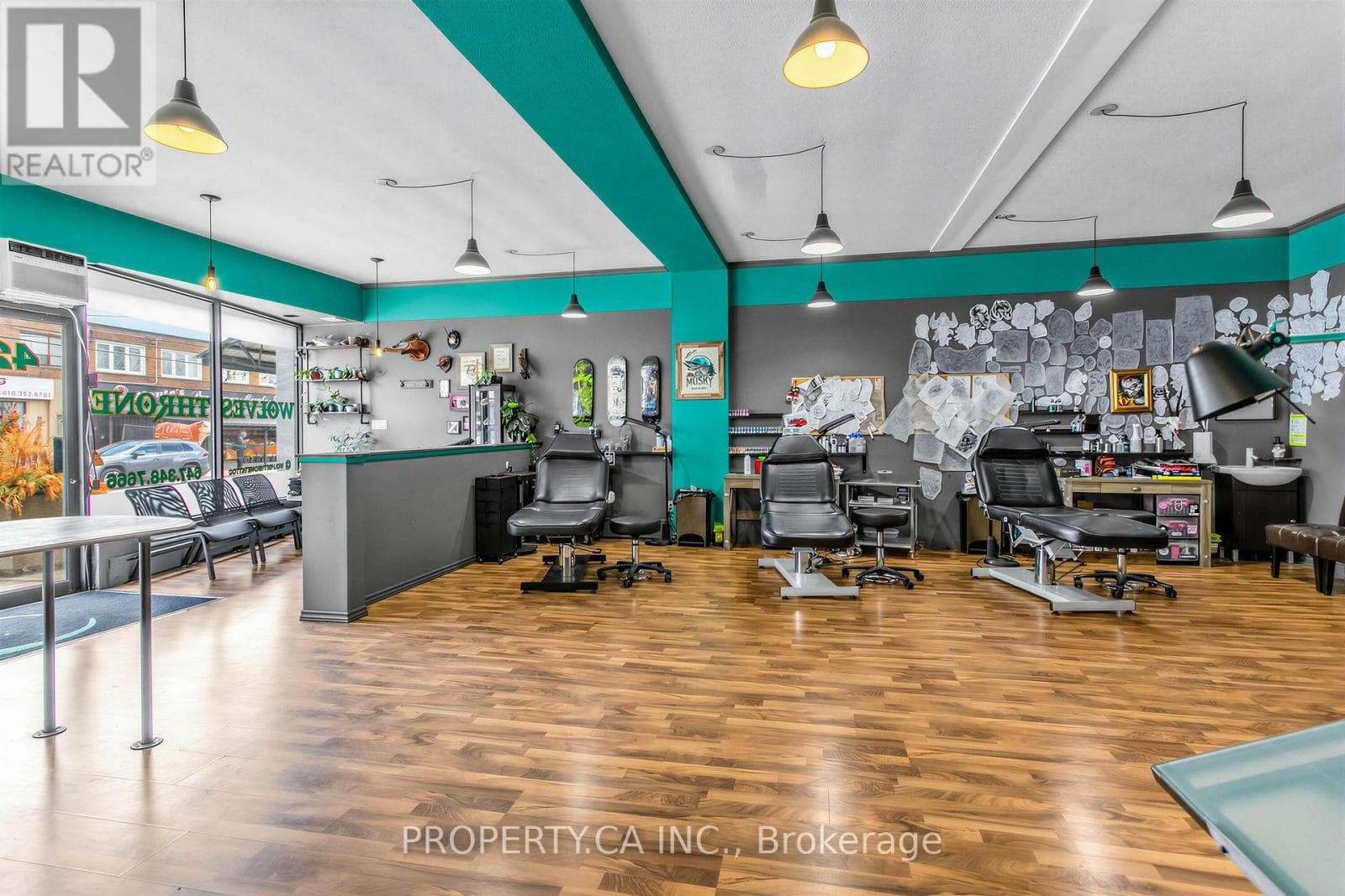 Retail at 420 Royal York Road, Toronto (Mimico), Ontario - Photo 6 - RE/MAX Garden City Realty