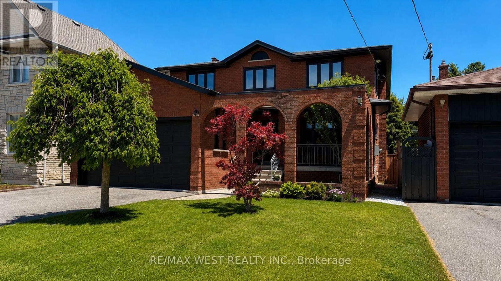 65 Foch Avenue