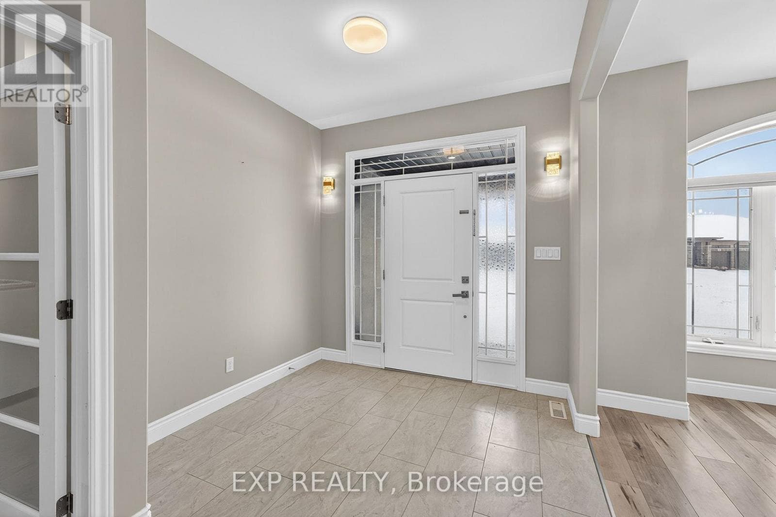 Single Family at 85 Covington Crescent, Belleville (Thurlow Ward), Ontario - Photo 2 - RE/MAX Garden City Realty