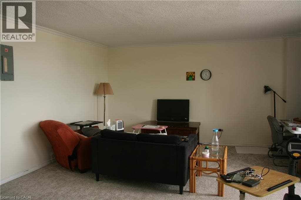 Single Family at 406- 215 GLENRIDGE Avenue, St. Catharines, Ontario - Photo 8 - RE/MAX Garden City Realty