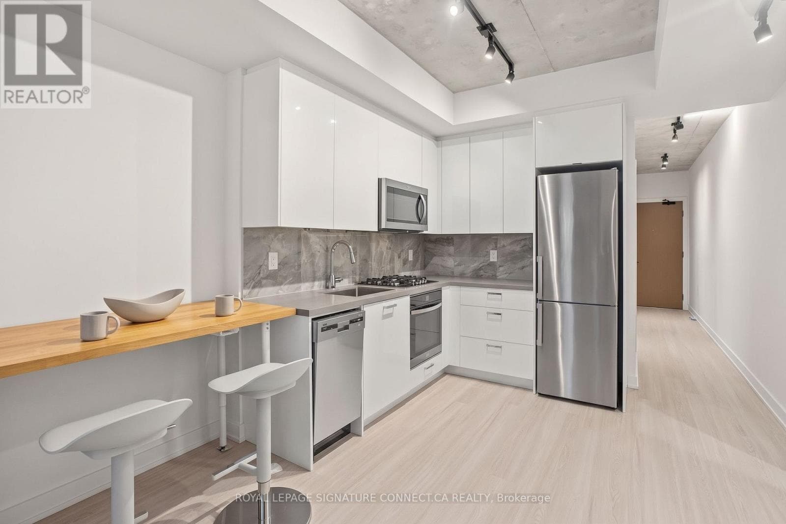 Single Family at 310- 195 McCaul Street, Toronto (Kensington-Chinatown), Ontario - Photo 4 - RE/MAX Garden City Realty