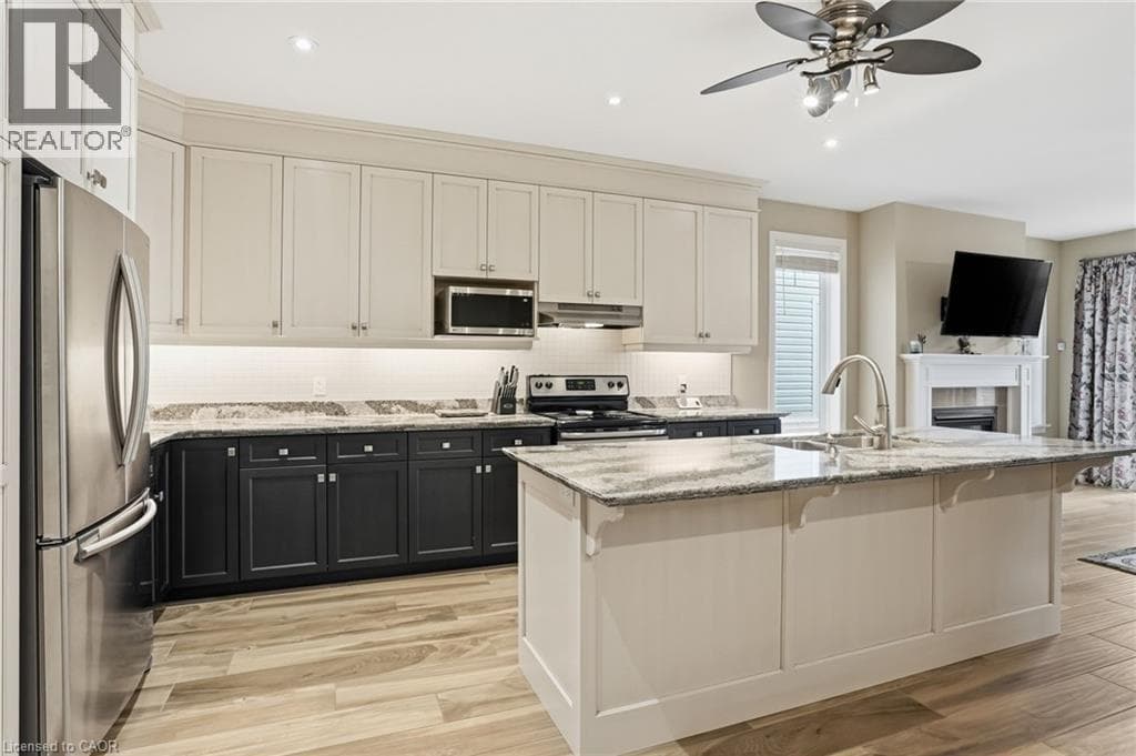 Single Family at 104 ANASTASIA Boulevard, West Lincoln, Ontario - Photo 10 - RE/MAX Garden City Realty