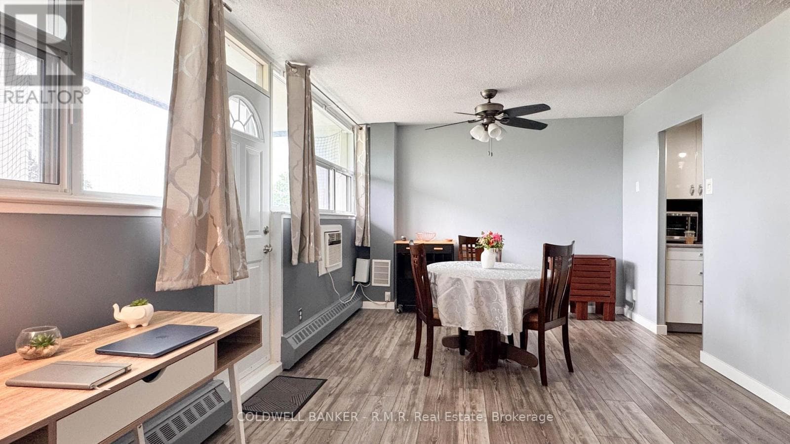 Single Family at 310- 215 Glenridge Avenue, St. Catharines (Glendale/Glenridge), Ontario - Photo 9 - RE/MAX Garden City Realty