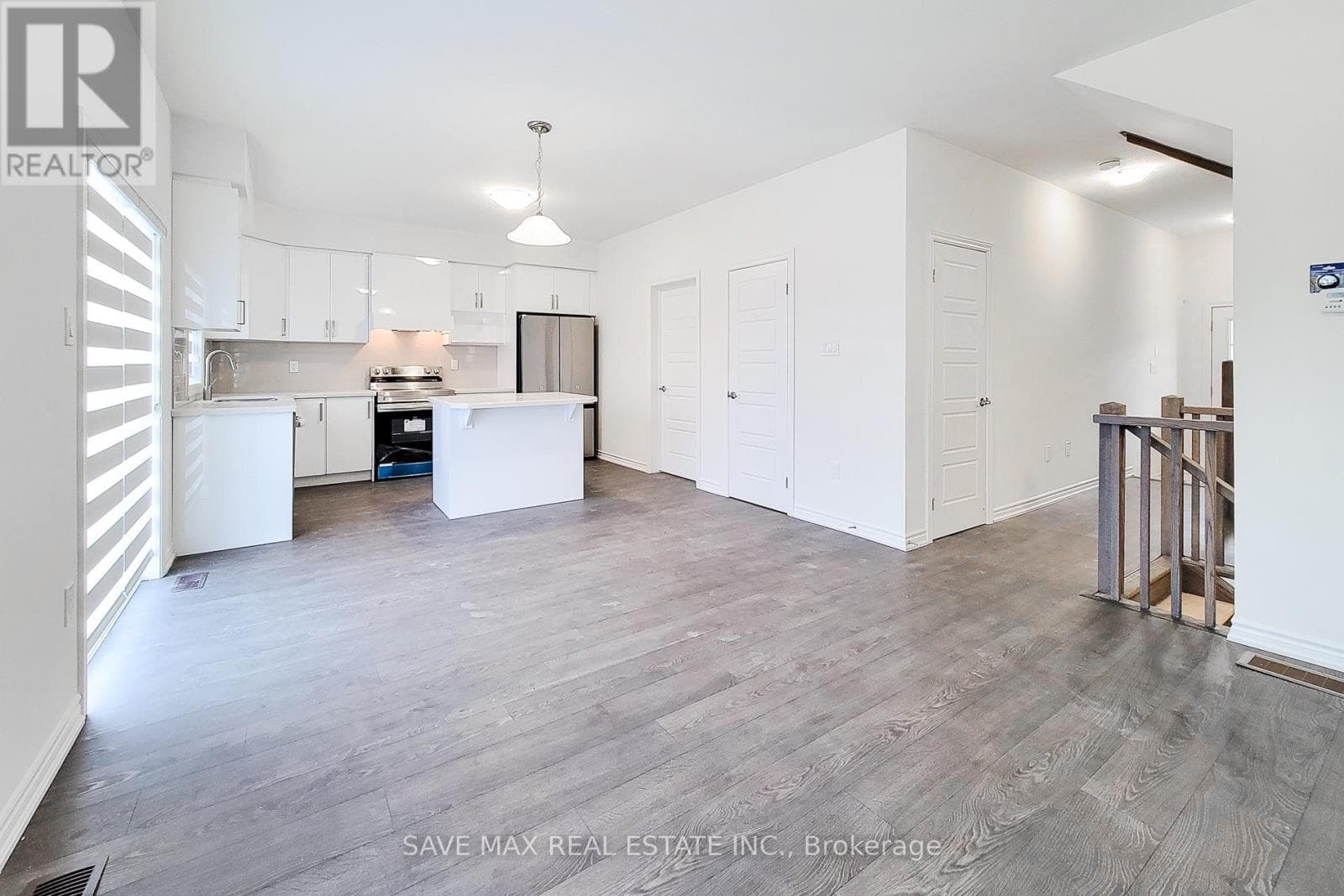Single Family at 60 Hitchman Street, Brant (Paris), Ontario - Photo 6 - RE/MAX Garden City Realty