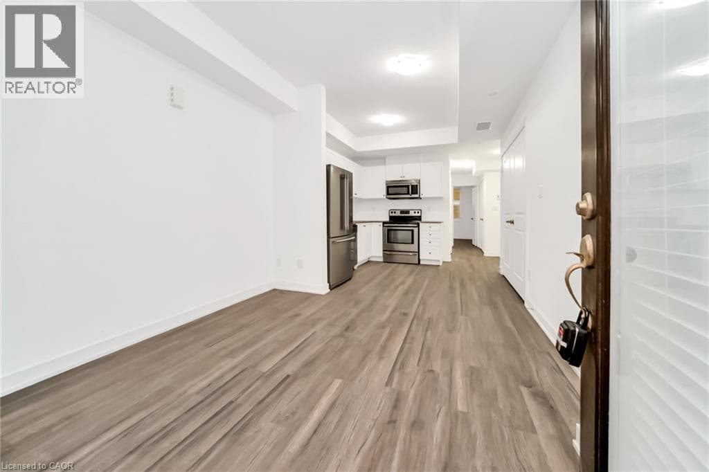 Single Family at 60- 60 WINSTON PARK Boulevard, Toronto, Ontario - Photo 4 - RE/MAX Garden City Realty