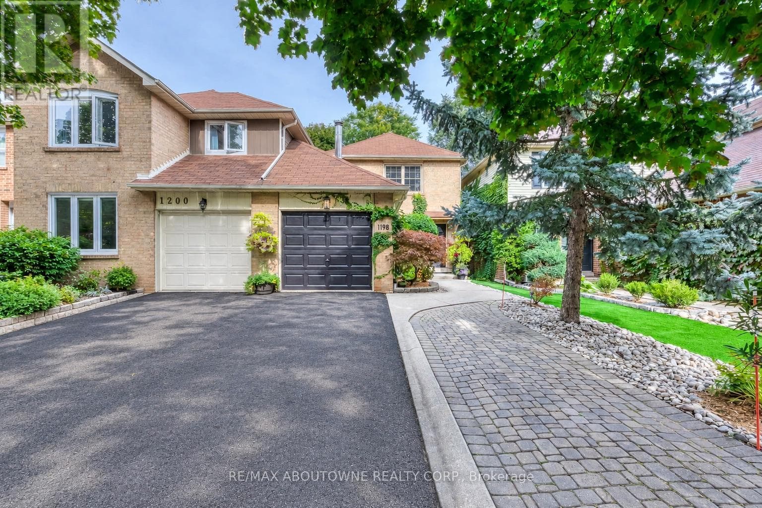 1198 Potters Wheel Crescent