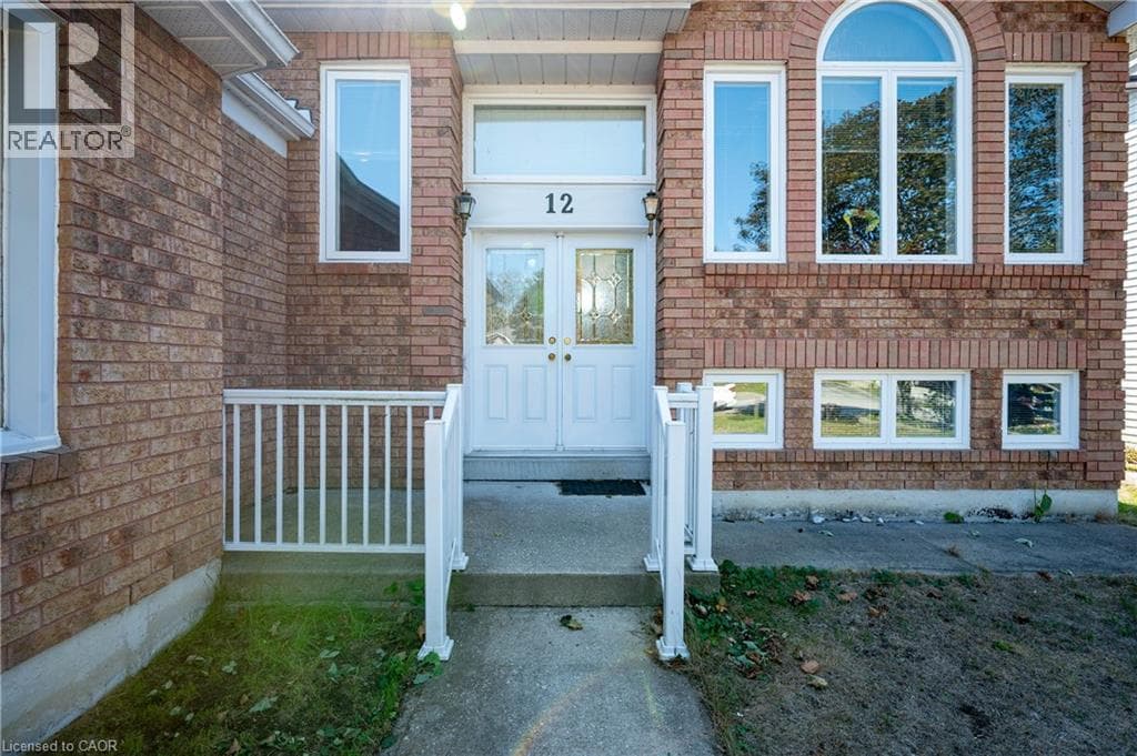 Single Family at 12 LANGEVIN Drive, Wasaga Beach, Ontario - Photo 6 - RE/MAX Garden City Realty