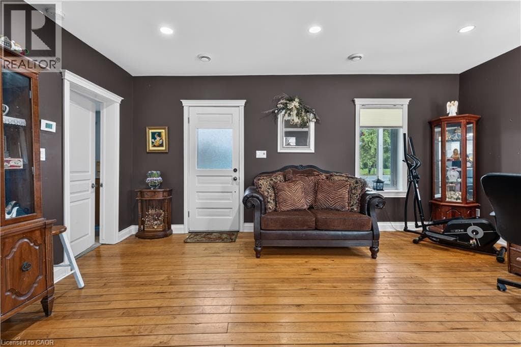 Single Family at 42841 HIGHWAY 3, Wainfleet, Ontario - Photo 4 - RE/MAX Garden City Realty