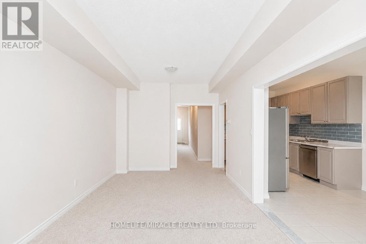 Single Family at 82 Baker Street, Thorold (Thorold Downtown), Ontario - Photo 5 - RE/MAX Garden City Realty