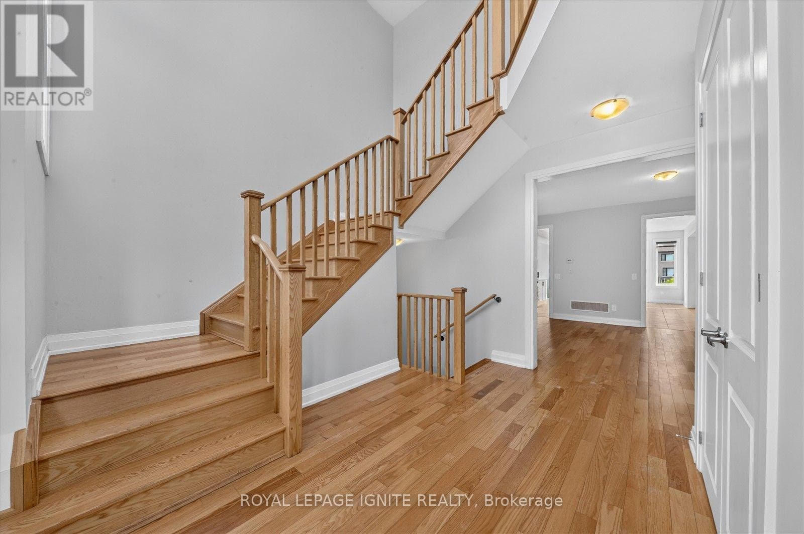 Single Family at 11 Walters Street, Kawartha Lakes (Lindsay), Ontario - Photo 6 - RE/MAX Garden City Realty