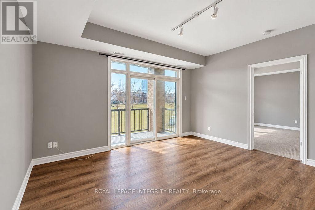 Single Family at 206- 805 Beauparc Drive, Ottawa, Ontario - Photo 6 - RE/MAX Garden City Realty