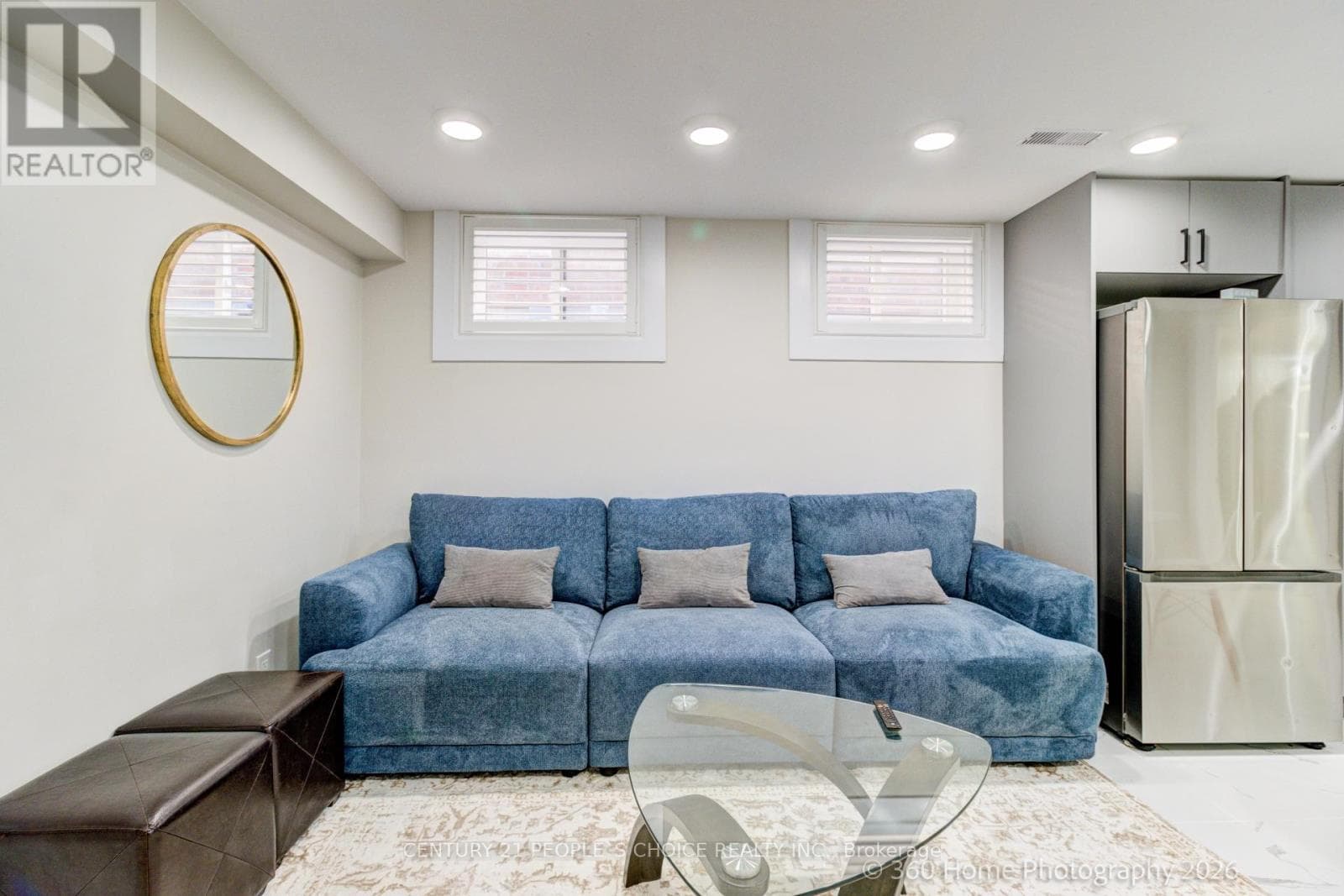 Single Family at Lower- 37 Bentworth Avenue, Toronto (Yorkdale-Glen Park), Ontario - Photo 7 - RE/MAX Garden City Realty