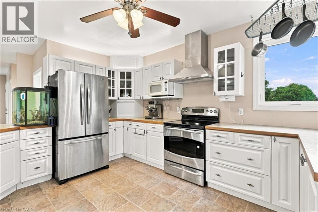 Single Family at 233 MANSION Street, Kitchener, Ontario - Photo 8 - RE/MAX Garden City Realty