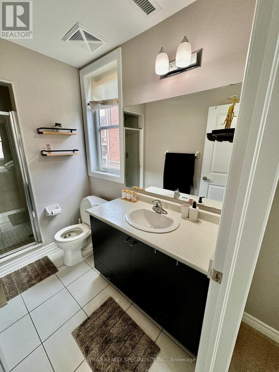 Single Family at 202- 2339 Sawgrass Drive, Oakville (RO River Oaks), Ontario - Photo 7 - RE/MAX Garden City Realty