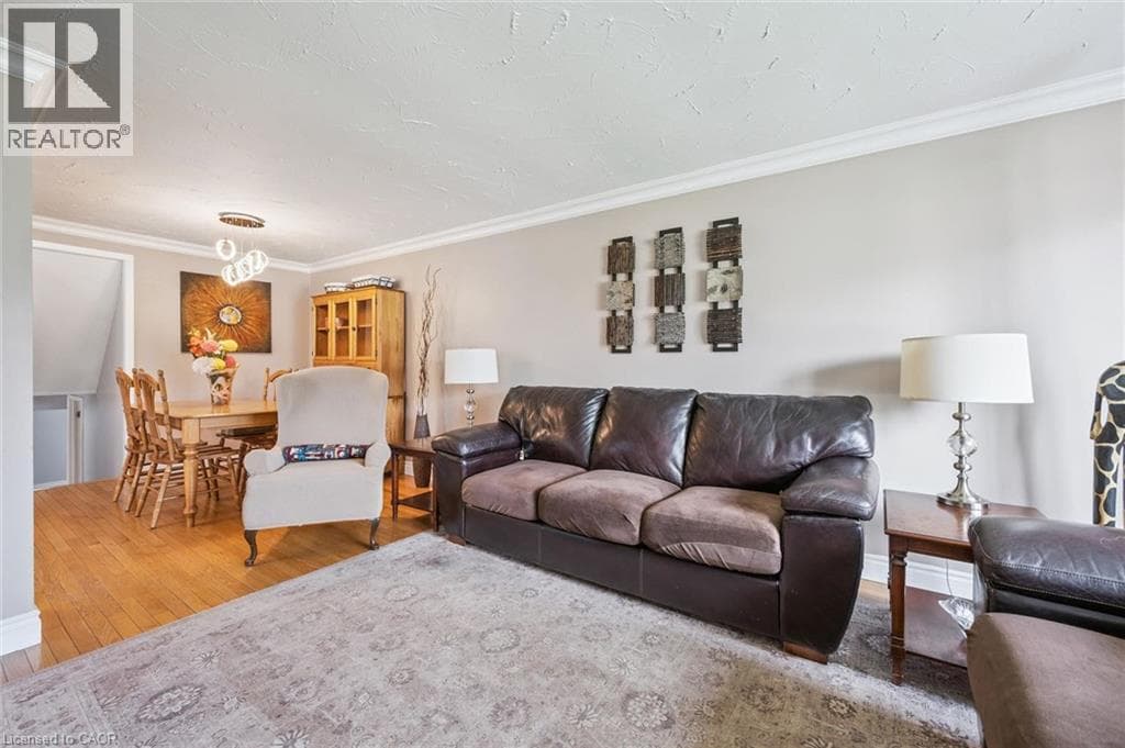 Single Family at 847 DOON VILLAGE Road, Kitchener, Ontario - Photo 10 - RE/MAX Garden City Realty