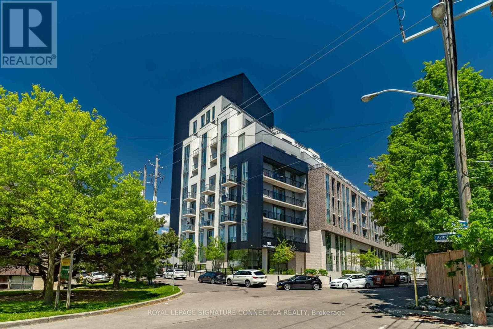 706- 90 Glen Everest Road