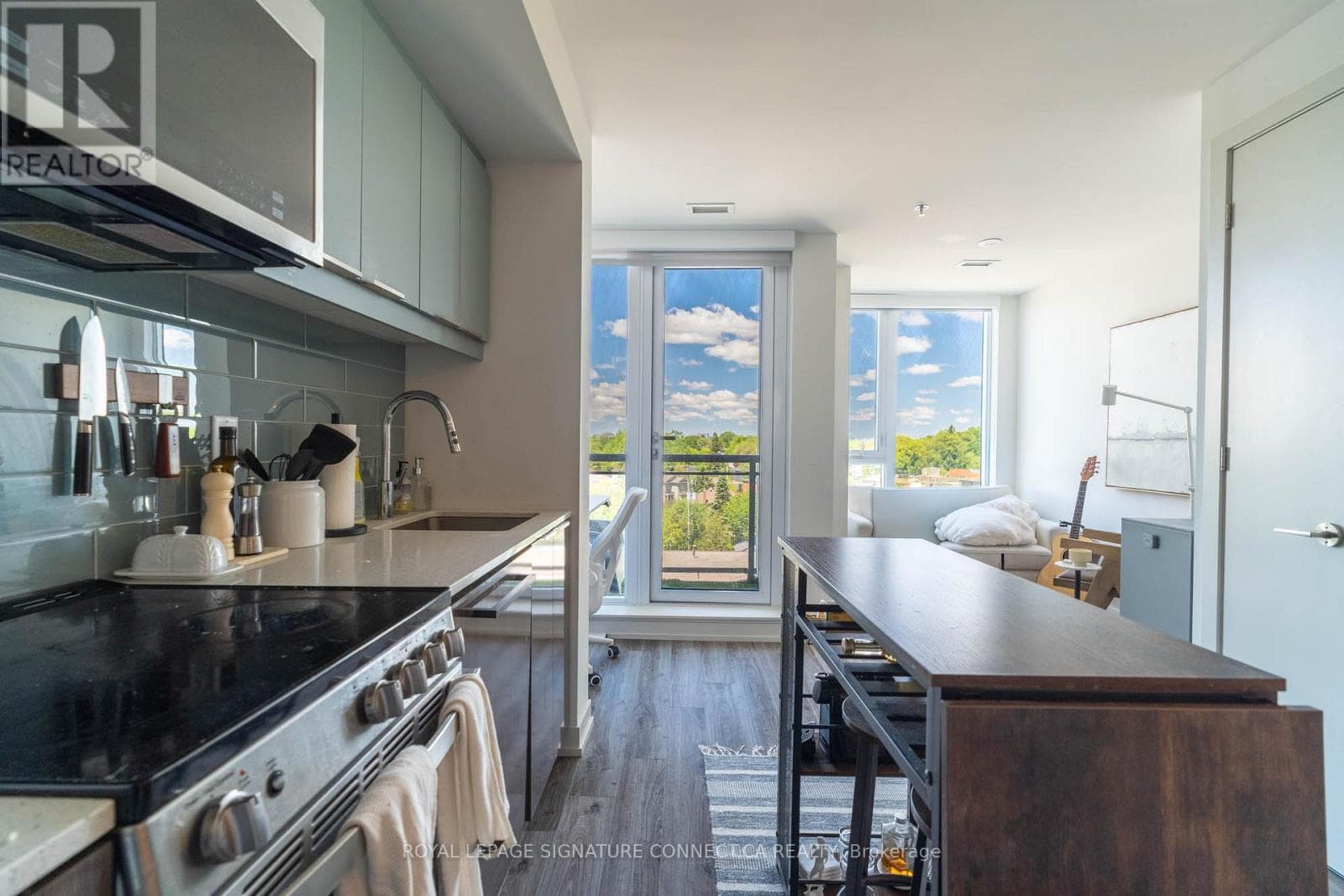 Single Family at 706- 90 Glen Everest Road, Toronto (Birchcliffe-Cliffside), Ontario - Photo 2 - RE/MAX Garden City Realty