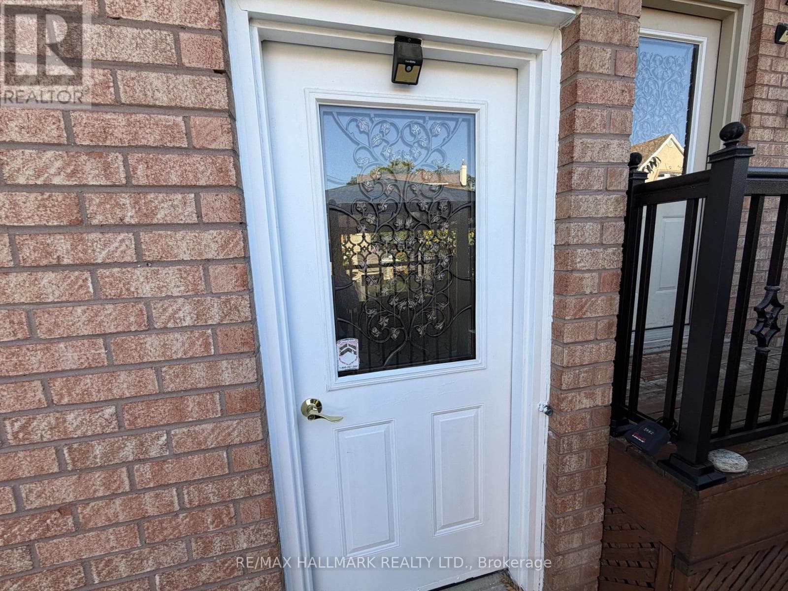 Single Family at BSMT- 190 Falstaff Avenue, Toronto (Rustic), Ontario - Photo 5 - RE/MAX Garden City Realty