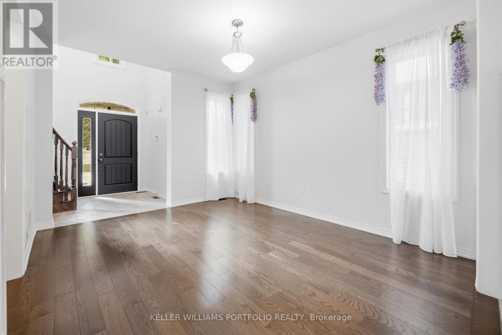 Single Family at 3131 Preserve Drive, Oakville (GO Glenorchy), Ontario - Photo 10 - RE/MAX Garden City Realty