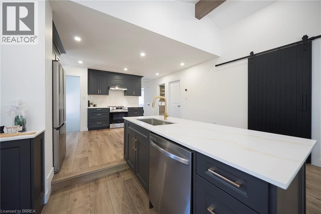 Single Family at 17 FLYNN Avenue, Cambridge, Ontario - Photo 9 - RE/MAX Garden City Realty